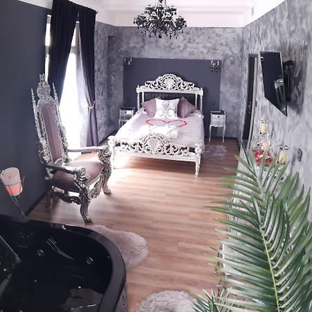 Nuit Romantique - Jacuzzi - Beziers - Romance Royale Luaran gambar
