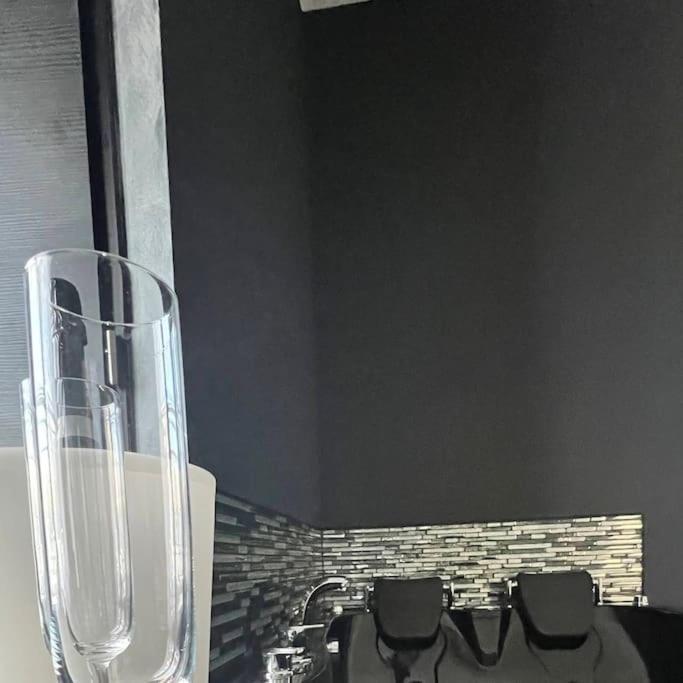 Nuit Romantique - Jacuzzi - Beziers - Romance Royale Luaran gambar