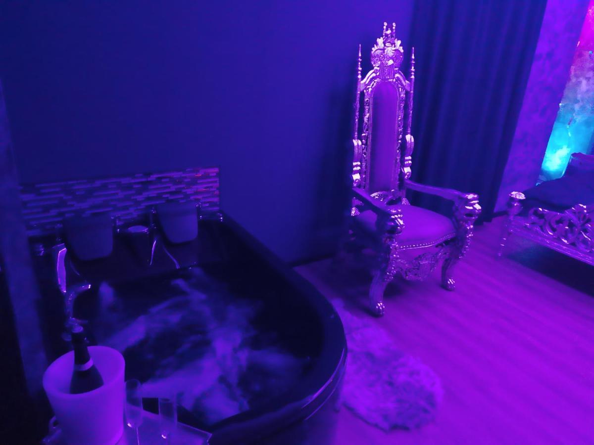 Nuit Romantique - Jacuzzi - Beziers - Romance Royale Luaran gambar