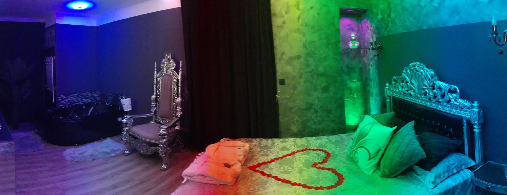 Nuit Romantique - Jacuzzi - Beziers - Romance Royale Luaran gambar